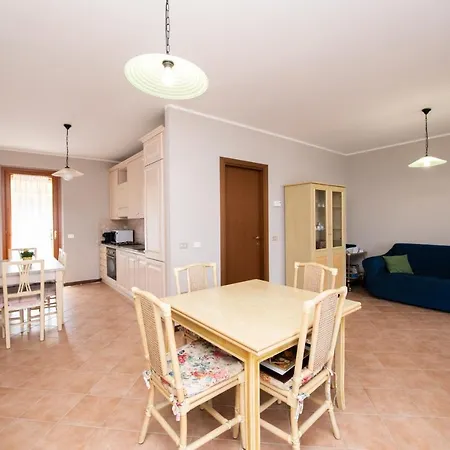 Le Mimose Apartamento Polpenazze del Garda